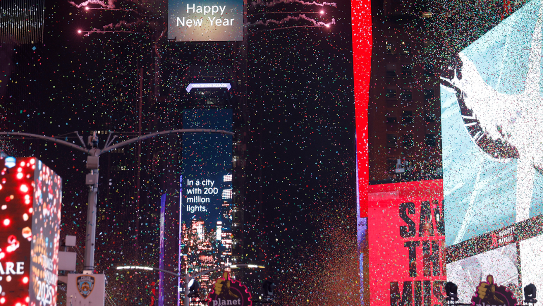 How to Watch Times Square Ball Drop on New Year’s Eve: Free Livestream