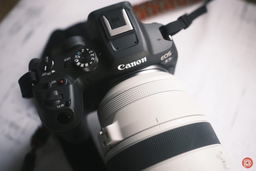 Chris Gampat The Phoblographer Canon EOS R7 product photos 2.21-125s160 1