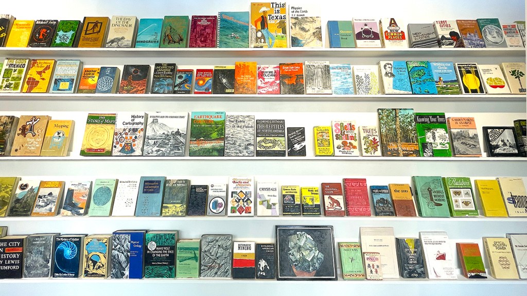 6 Books on Robert Smithson’s Shelf