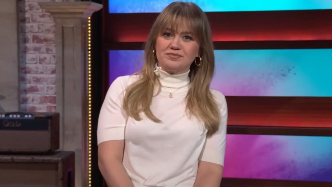 As Rumors Swirl, Insiders Make Claims About The Only Way Kelly Clarkson Could Be Convinced To Stay On TV