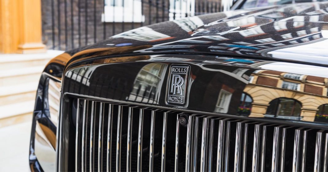 Cameraman Nearly ‘Beheaded’ by Rolls-Royce on Film Set