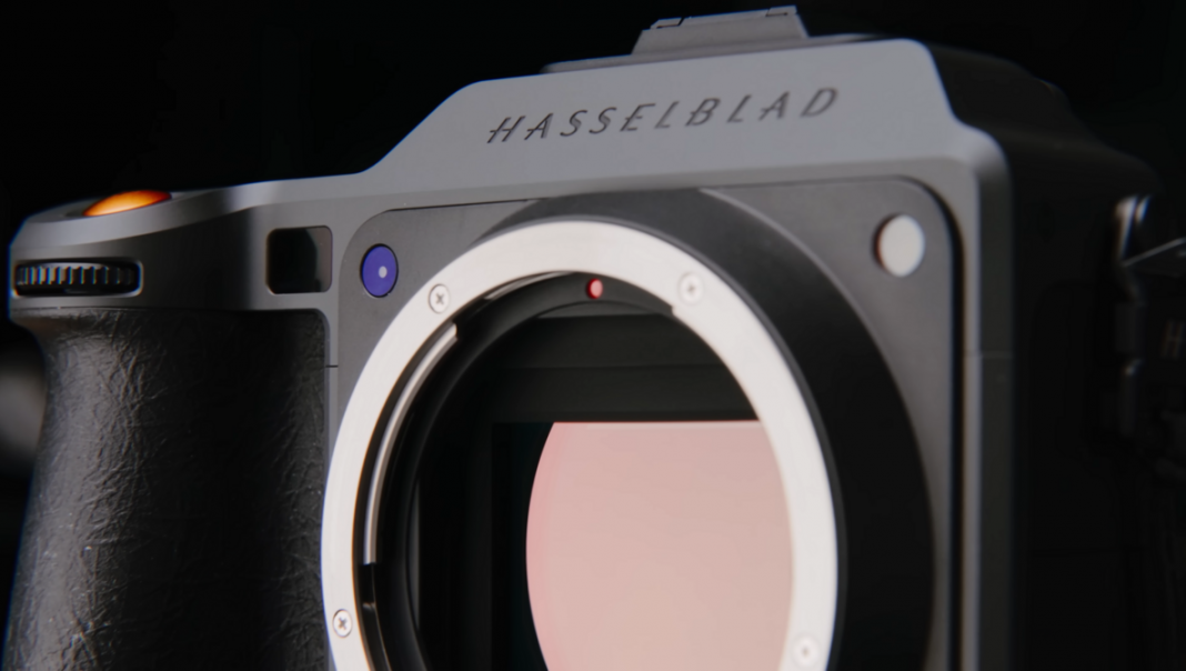 Hasselblad X2D II 100C vs. Fujifilm GFX100 II: The Real Decision Points