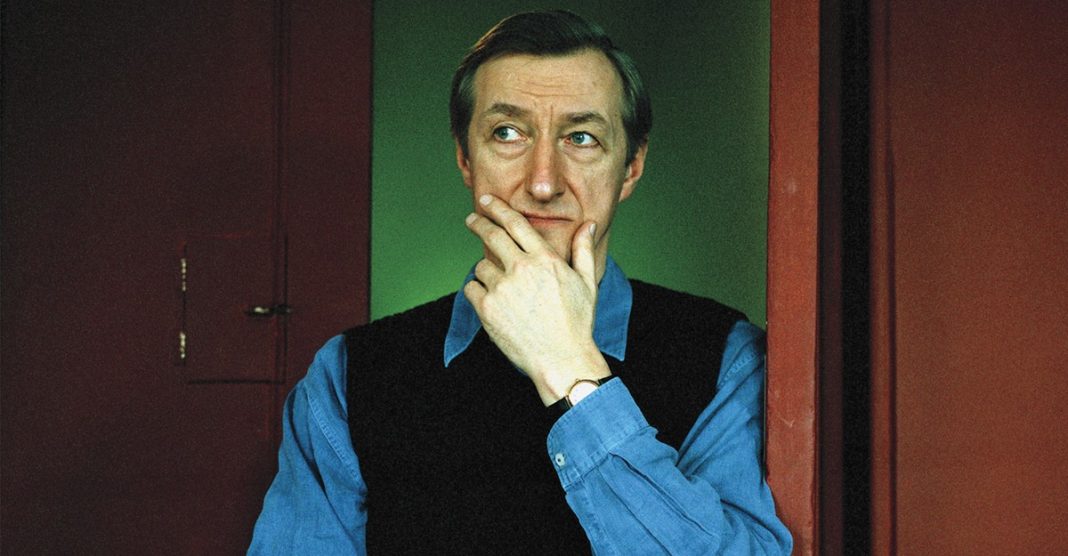 Julian Barnes Says Goodbye to the Novel