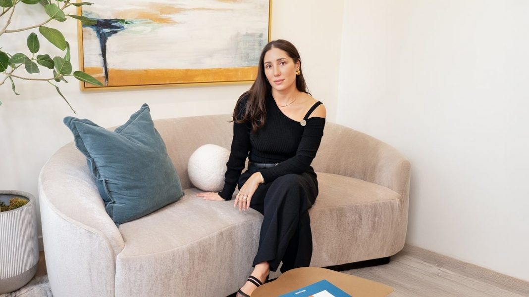 Lauren Goodman of Juliana Clinics Will Make You Forget Your Lauren Goodman of Juliana Clinics Will Make You Forget Your 'Good Side' With Her Subtle Beauty Enhancements