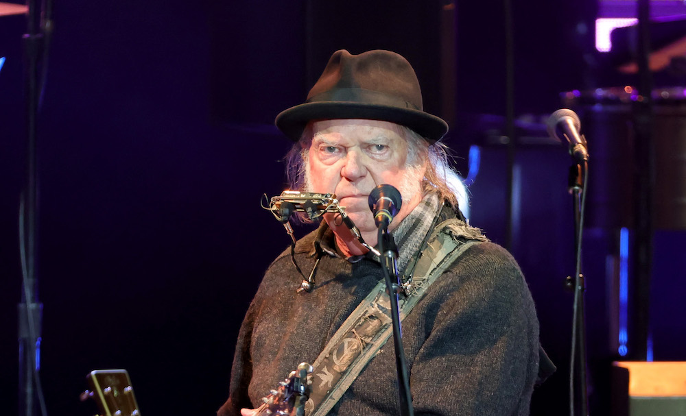 Neil Young Reasserts Amazon Boycott, Gifts Entire Catalog To Greenland