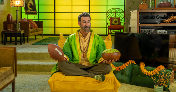 Rob Riggle Is the Guac Guru In Avocados From Mexico’s AI-Powered Super Bowl Play