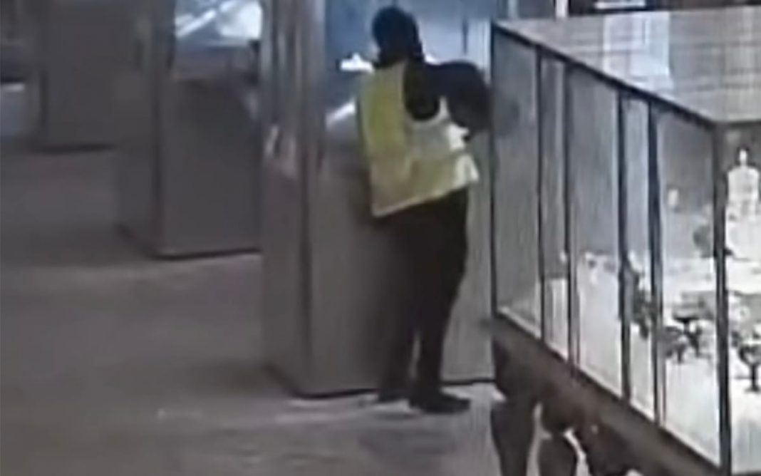 Shocking New Louvre Heist Footage Released to the Public