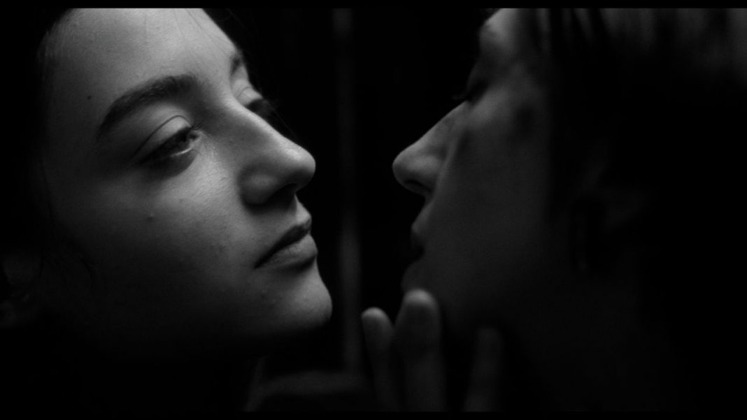 “Two People Exchanging Saliva” Rewrites the Slap in Cinema