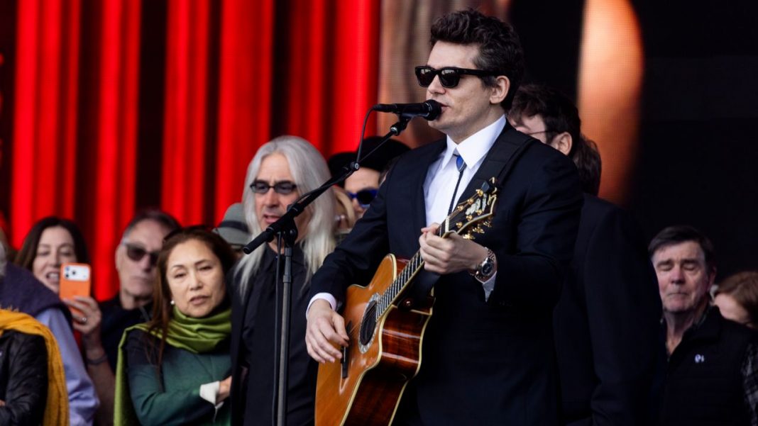 Watch John Mayer Pay Tribute to Bob Weir With “Ripple” Cover