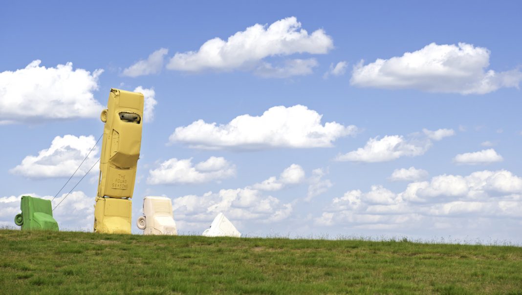 When a Firmware Update Is Worth Installing (And When It’s When a Firmware Update Is Worth Installing (And When It’s Not)