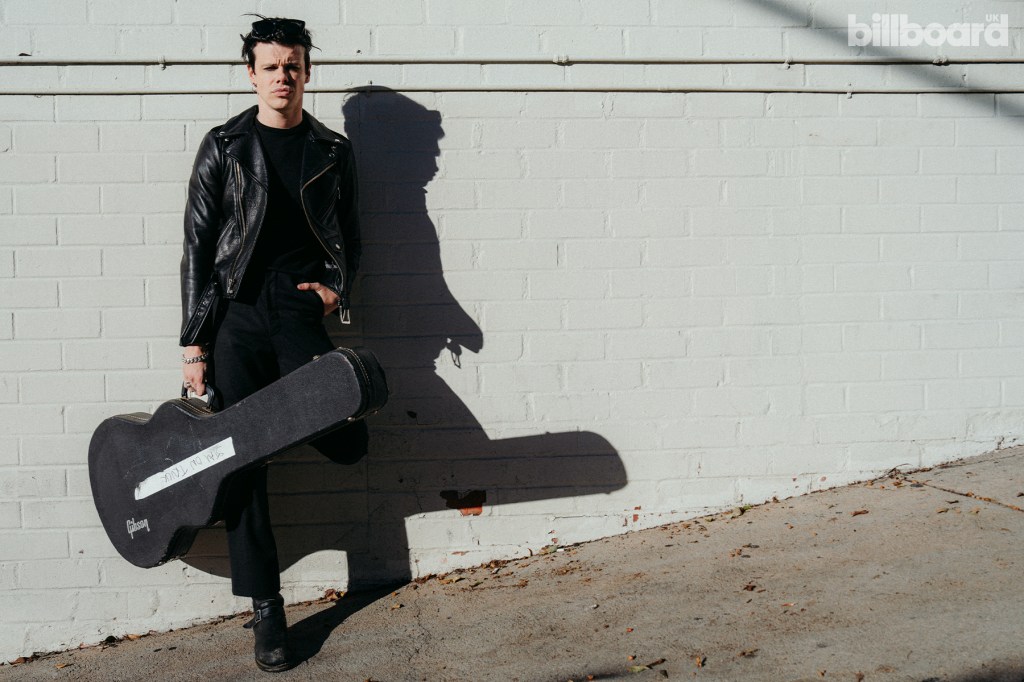 Yungblud Gives Playful Shoutout to His Mature Australian Fans Yungblud Gives Playful Shoutout to His Mature Australian Fans