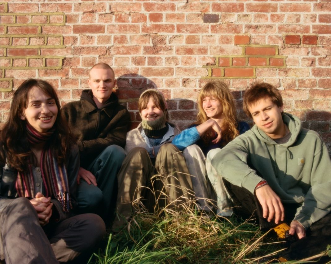 1000 Rabbits Sign With Young, Share New Single Stereogum home