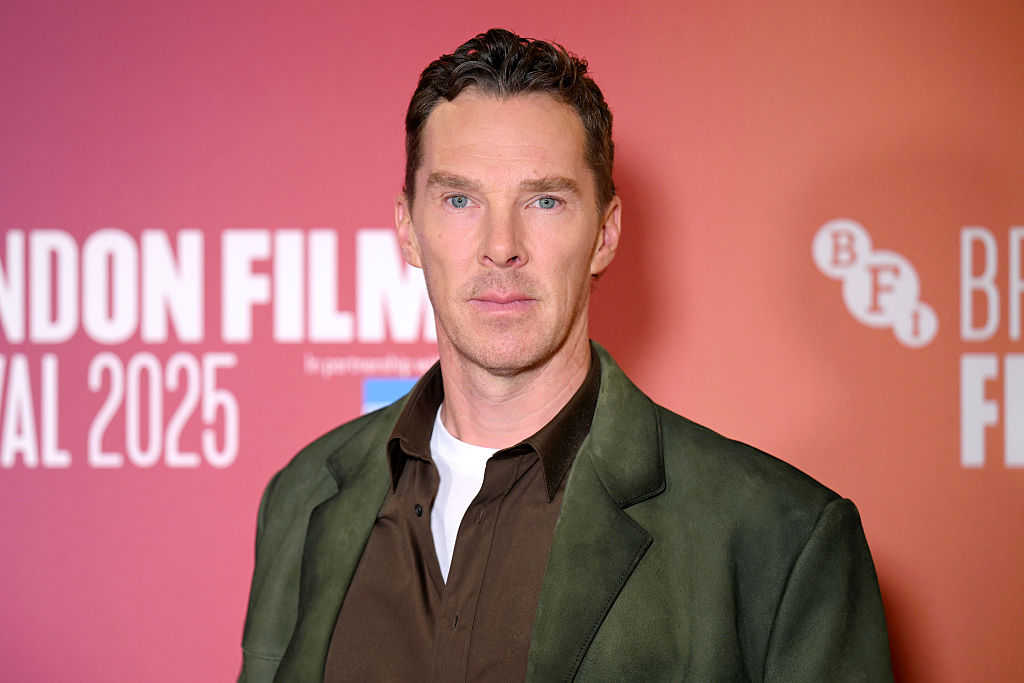Benedict Cumberbatch To Star As USAID Coordinator In ‘Last Flight’