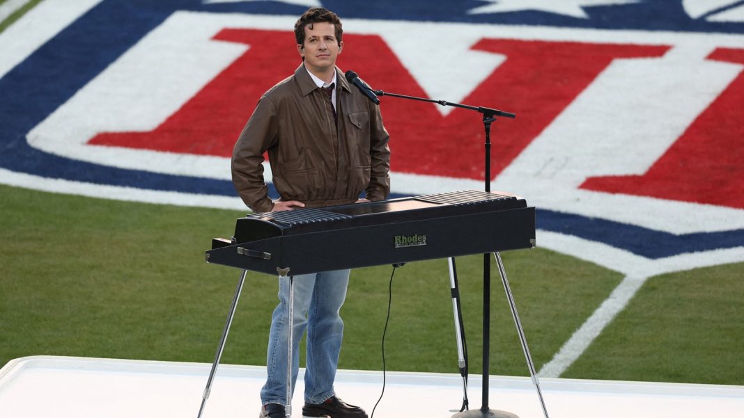 Charlie Puth Performs the National Anthem