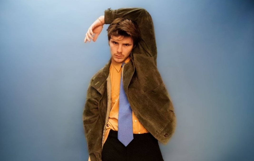 Cruz Beckham shares romantic new indie single 'For Your Love' Cruz Beckham shares romantic new indie single 'For Your Love'