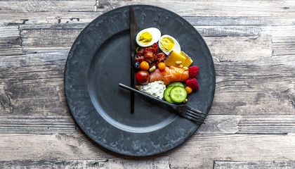 Intermittent Fasting Might Not Live Up to the Hype When Intermittent Fasting Might Not Live Up to the Hype When It Comes to Weight Loss, New Research Suggests