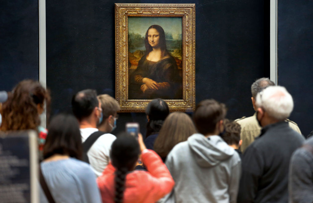 Louvre Museum Indefinitely Postponing Planned Expansion Project