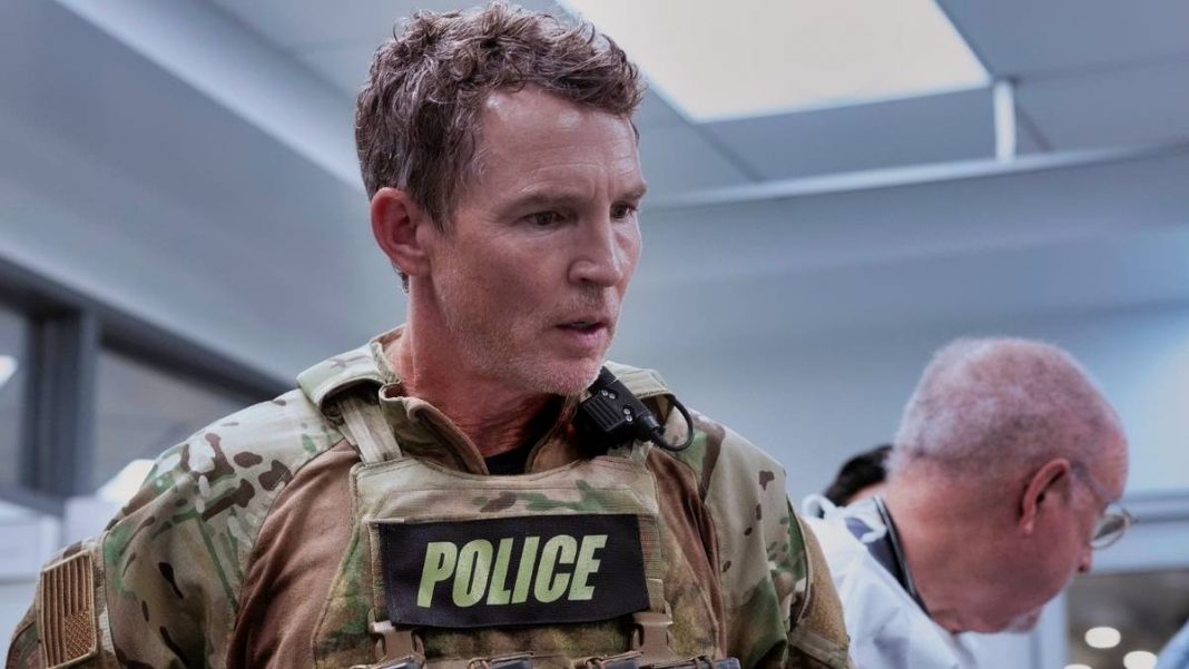 ‘The Pitt’s Shawn Hatosy Explains How Abbot’s “Unexpected” Arrival Shakes Up This Season