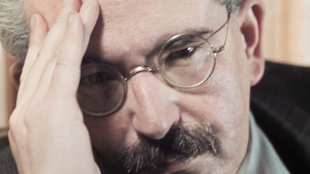 “Walter Benjamin: The Pearl Diver,” Reviewed “Walter Benjamin: The Pearl Diver,” Reviewed