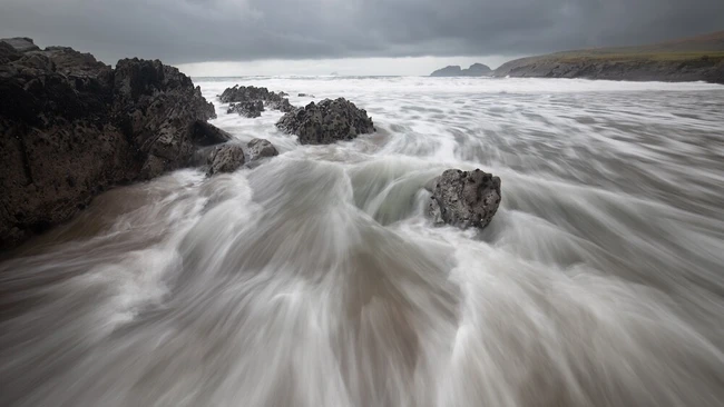 What Really Happens to Waves as You Change Shutter Speed What Really Happens to Waves as You Change Shutter Speed