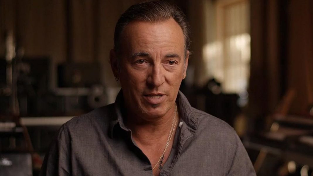 A '70s Crime Epic With A 97% Rotten Tomatoes Score Influenced A Bruce Springsteen Song