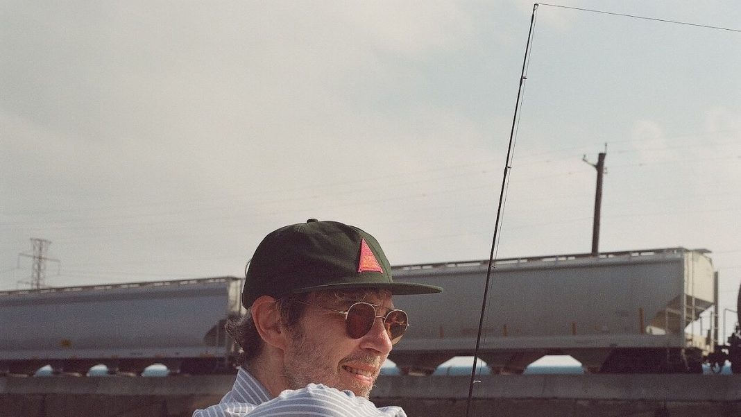 Bill Callahan Is Coming to a Record Store Near You