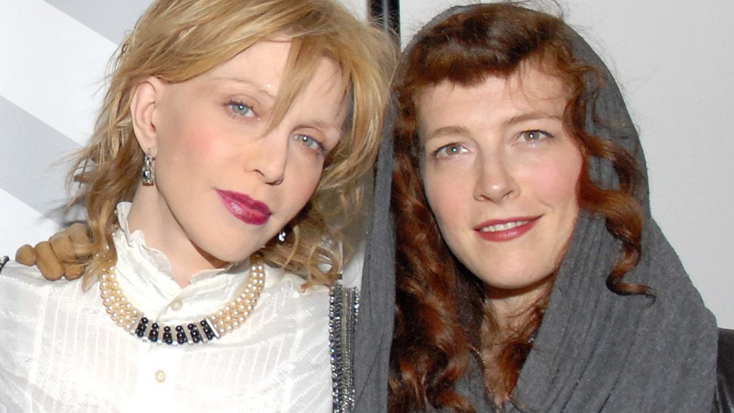 Courtney Love Confirms Once Again Hole Aren't Reunting