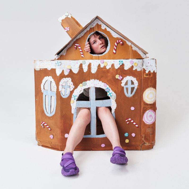 From pizza boxes to oversized handbags: The playful world of From pizza boxes to oversized handbags: The playful world of Maya Golyshkina