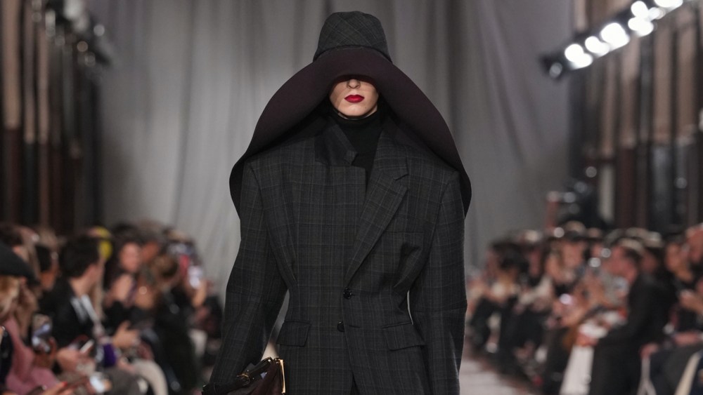 Lanvin Fall 2026 Ready-to-Wear Runway, Fashion Show & Collection Review