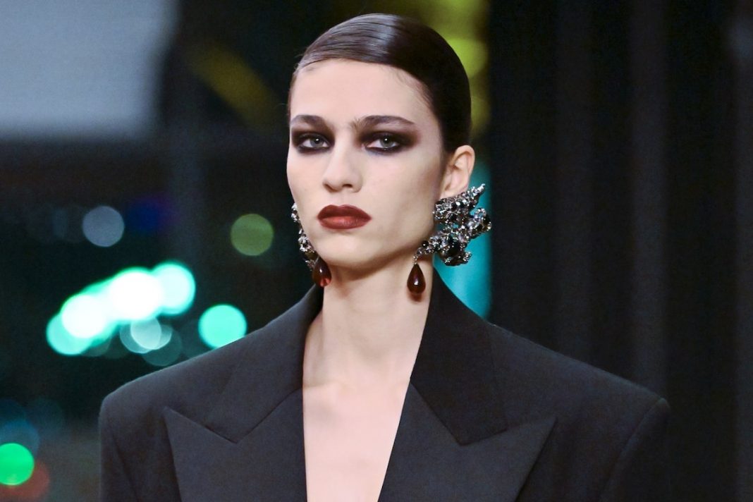 Saint Laurent AW26 paid tribute to the iconic Le Smoking jacket Womenswear